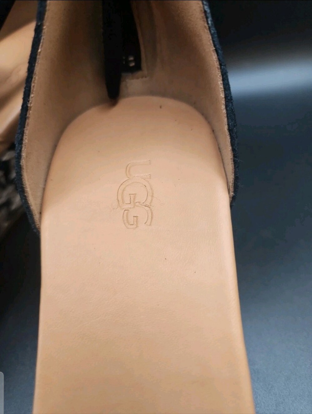 UGG Yarrow Espadrille Wedge Sandal Black Canvas 1119992 Women's 7 US.These sho - Picture 3 of 16
